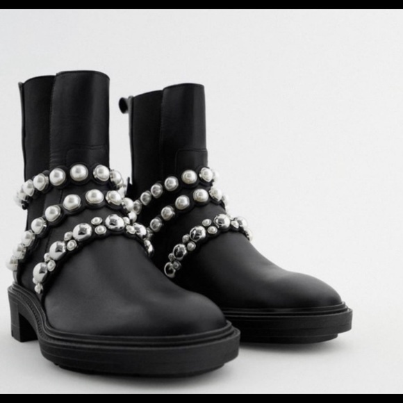 NWT Zara combat style boots - Picture 2 of 12